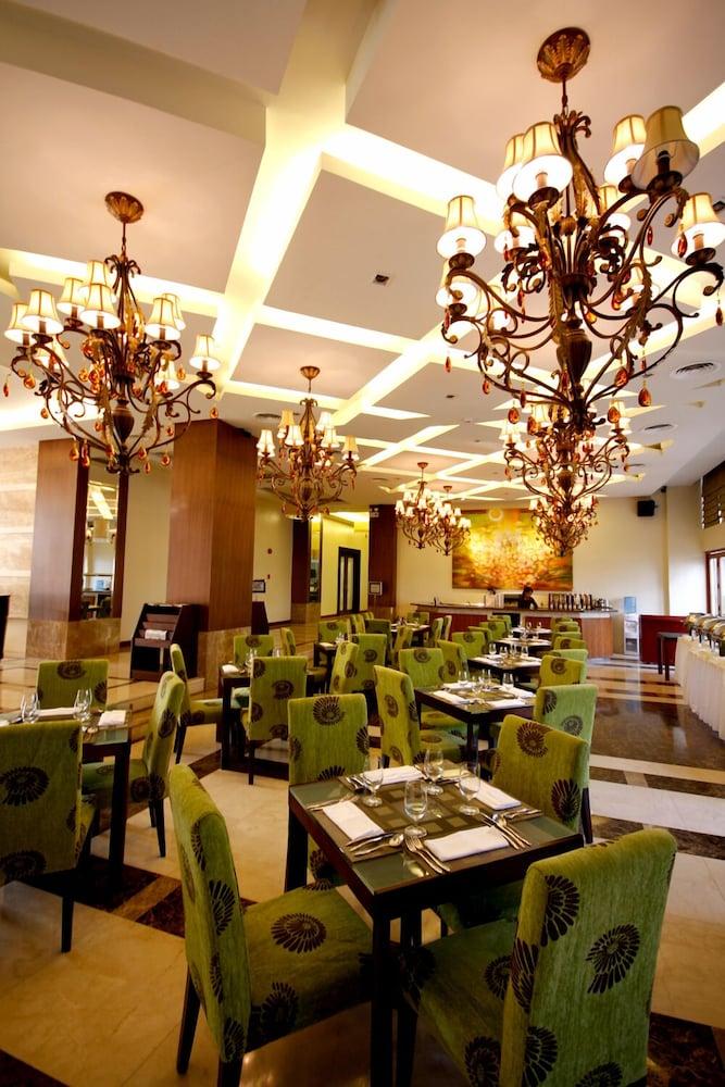 The Avenue Plaza Hotel Naga  Exterior foto